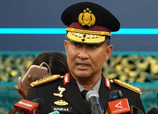 Sehari Jadi Kapolri, Suyudi Langsung Rombak 19 Kapolda: Penyegaran atau Sinyal Perubahan Besar?