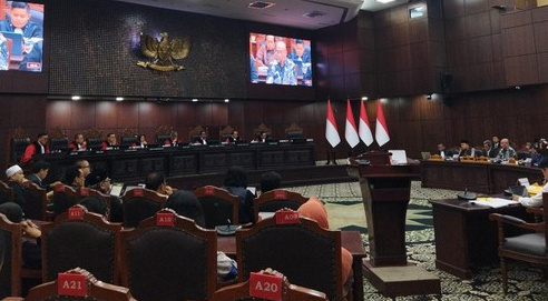 MK Tolak Gugatan Syarat Pendidikan Gibran, Pemerintah Diminta Jaga Kondusivitas