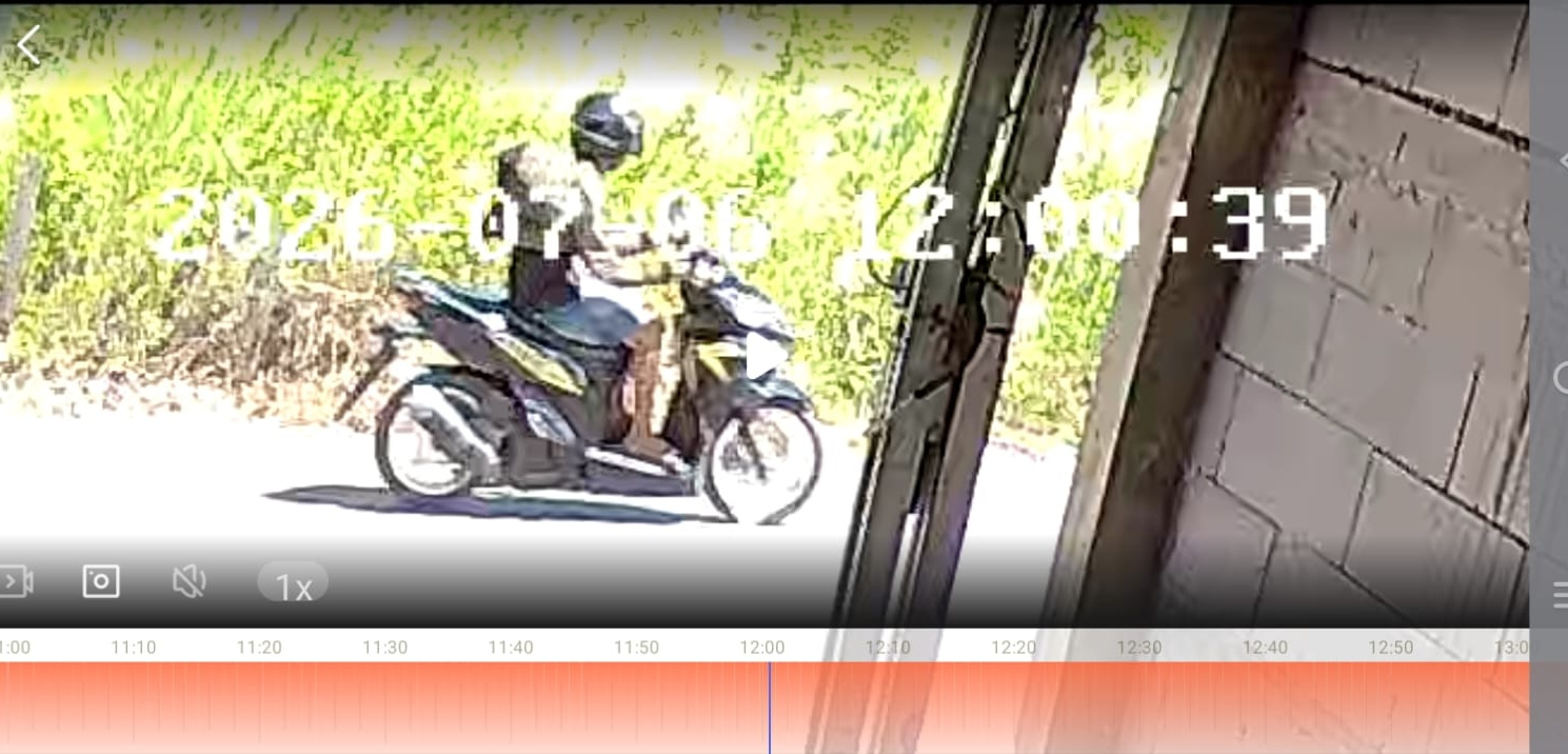 Siang Bolong! Motor Digasak dari Halaman Rumah di Takisung, Pelaku Terekam CCTV dan Kabur ke Arah Kurau
