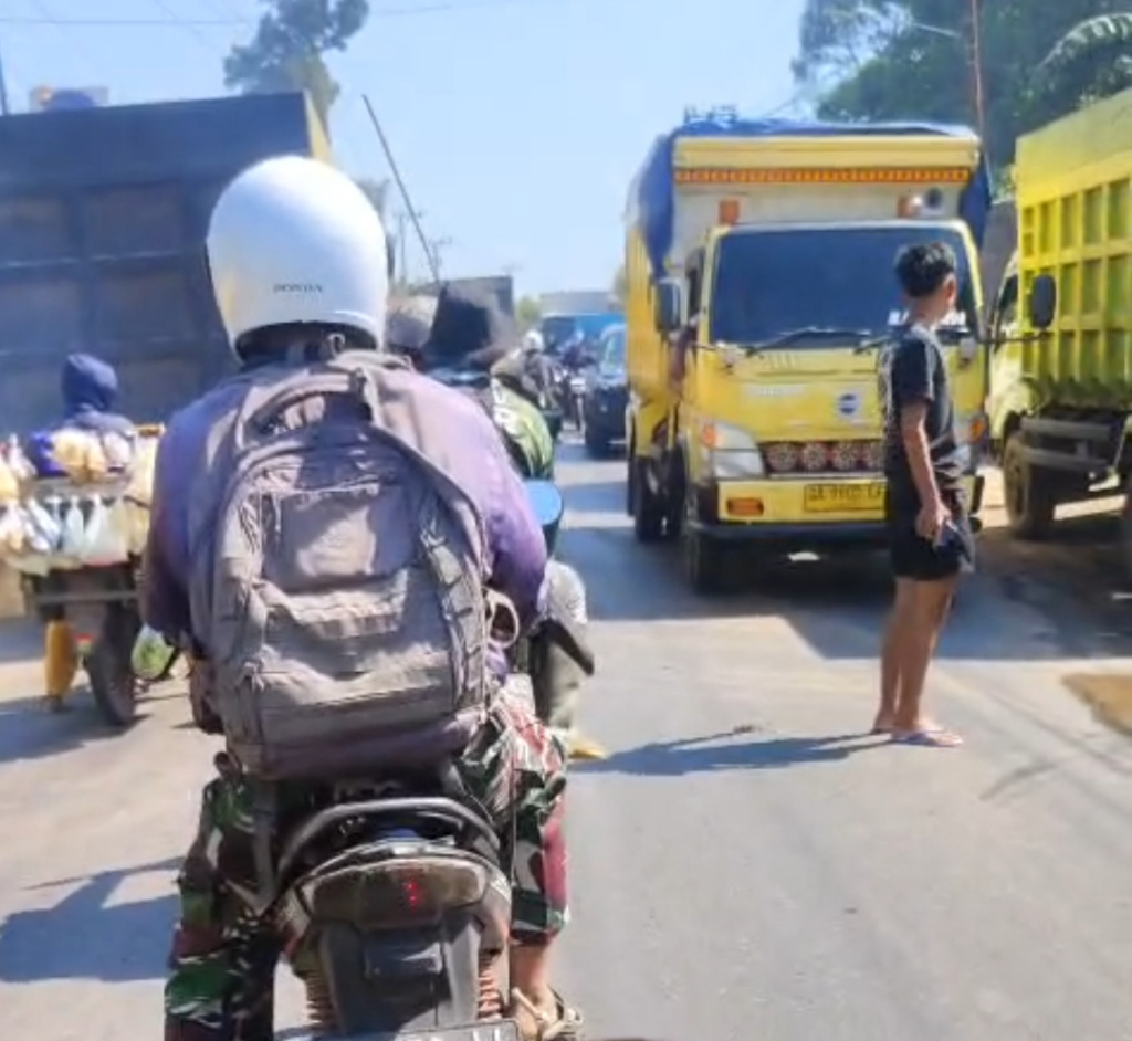 Pengantre Solar Menumpuk di SPBU Ujung dan Kembali Macetkan Lalu Lintas, Kapolres Langsung Tindaklanjuti