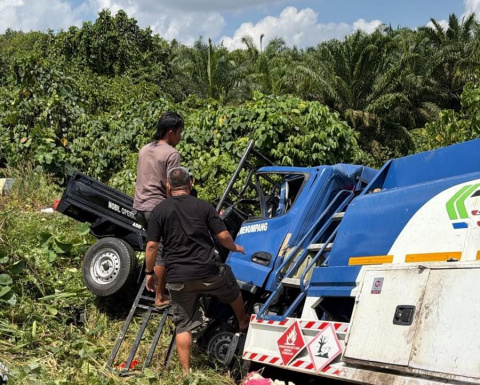 Liburan Singkat Berujung Duka, Tujuh Tewas dalam Tabrakan Maut di Jalur Mantewe