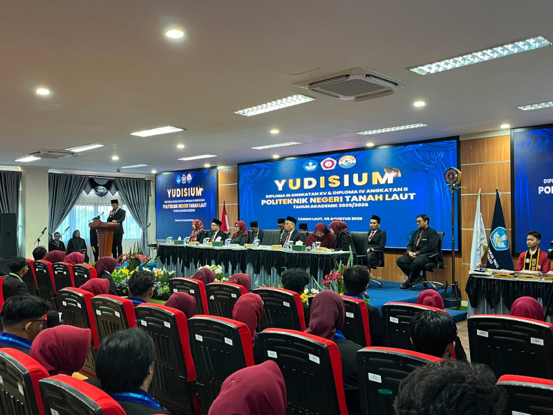 176 Mahasiswa Politala Siap Menjawab Kebutuhan Dunia Kerja, Meldayanoor Pacu Semangat