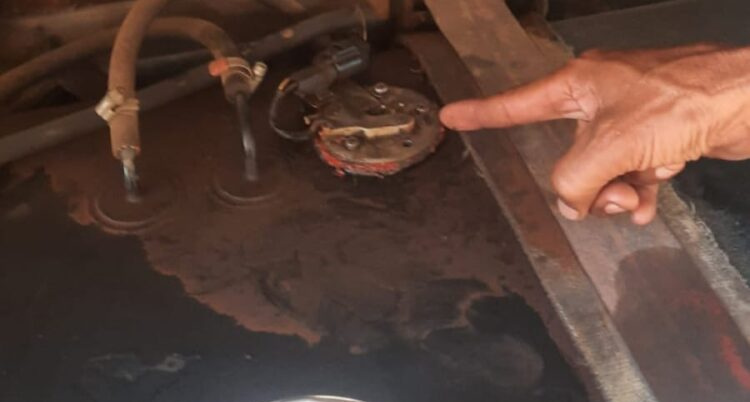 Apes Saat Sopir Terlelap, 100 Liter Biosolar Truk CPO Raib Disedot Maling