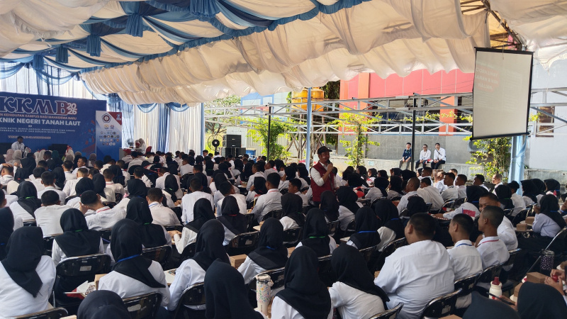 Ratusan Mahasiswa Baru Masuk Politala, Direktur Titip Pesan: Jadilah Lulusan yang Kompeten, Berkarakter dan Bermanfaat