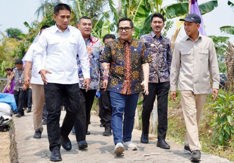 Sertifikat Tanah MBR Dibagikan di Martapura Timur, Warga Berharap Dapat Berlanjut ke Bedah Rumah