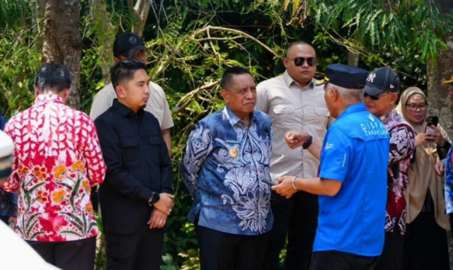 Gunung Kayangan Jadi Saksi: Wabup Zazuli Pastikan Aset "Tidur" Tanah Laut Segera Dibangunkan
