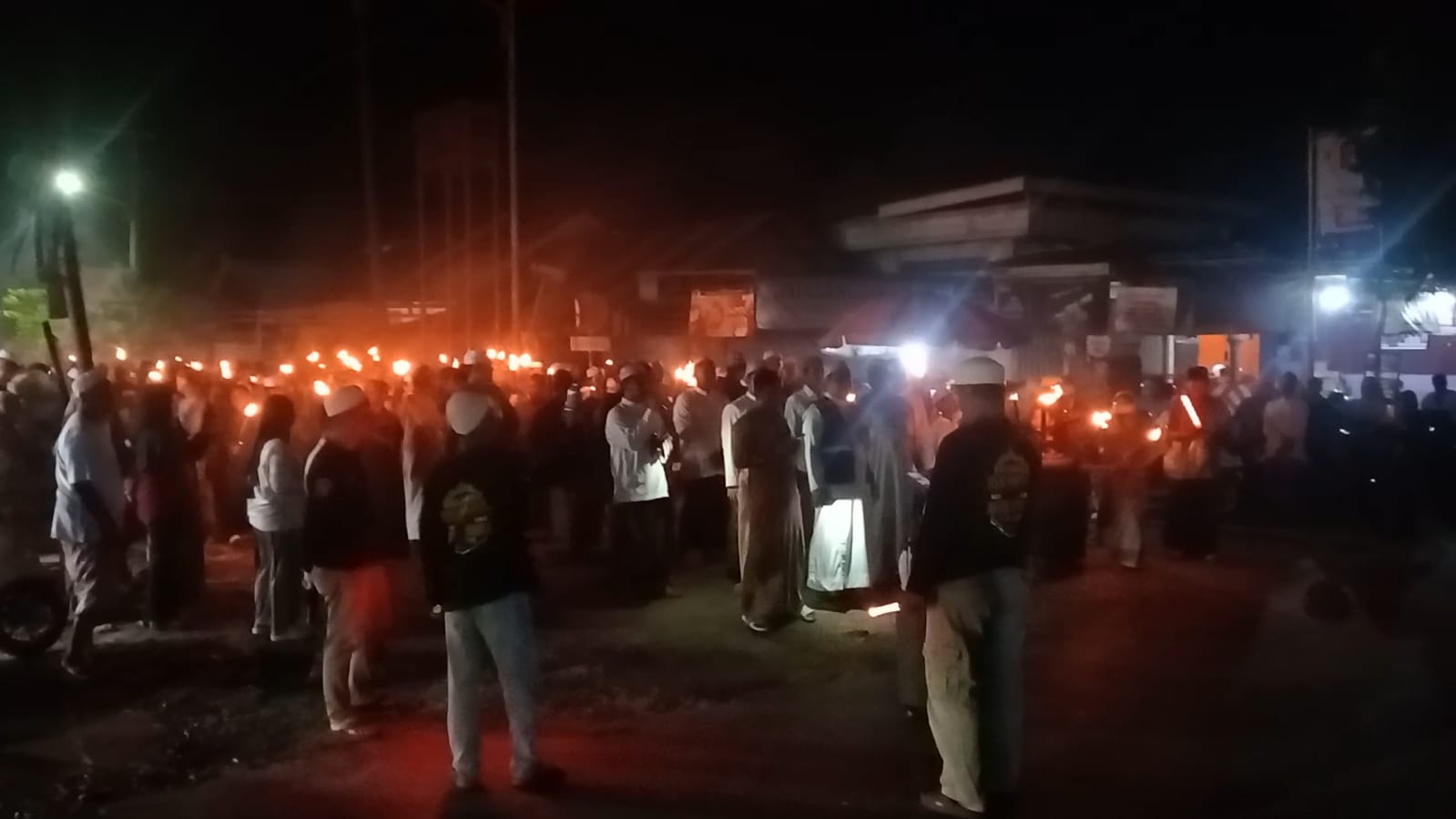Sambut 1 Muharram, Ribuan Pasang Mata Saksikan Pawai Obor Santri di Pelaihari